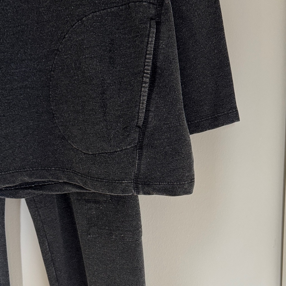 LOGO Life French Terry Pullover Hoodie With Pintuck and Joggers Set Medium 8/10 - Picture 3 of 12